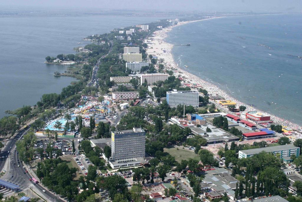 Black Sea Coast Apartment Констанца Стая снимка